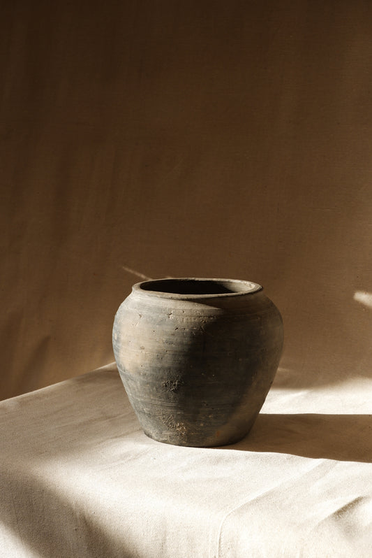 Vintage Grey Pot