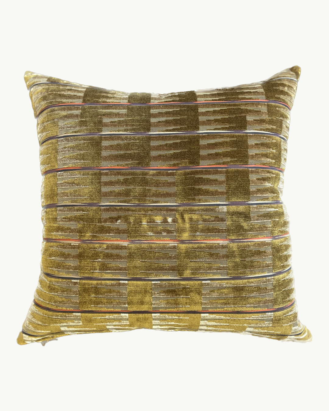 31 Westgate Custom Pillow in Elodie Col. 03 (22x22)