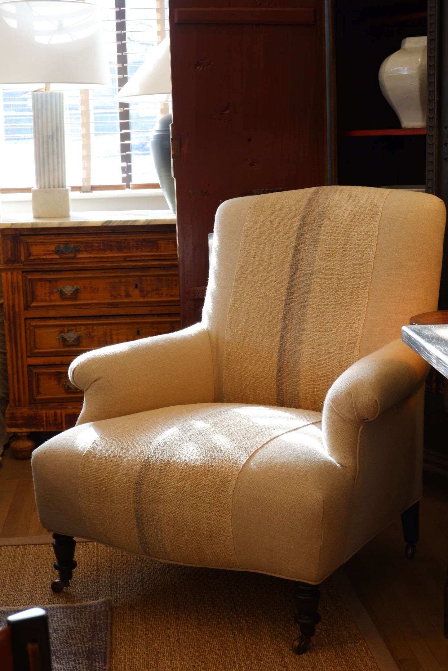 Alma Chair