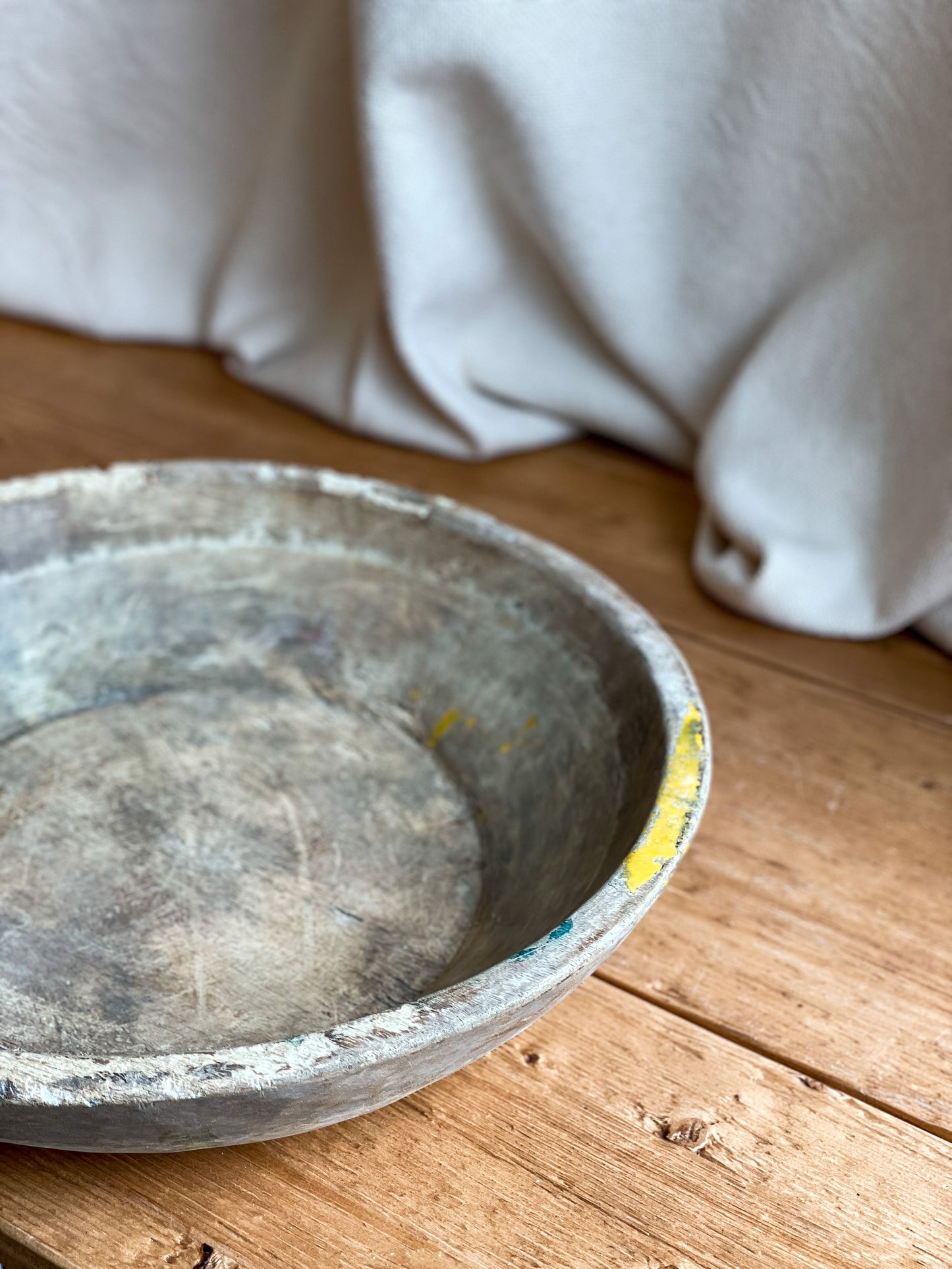 Vintage Bleached Parat Bowl