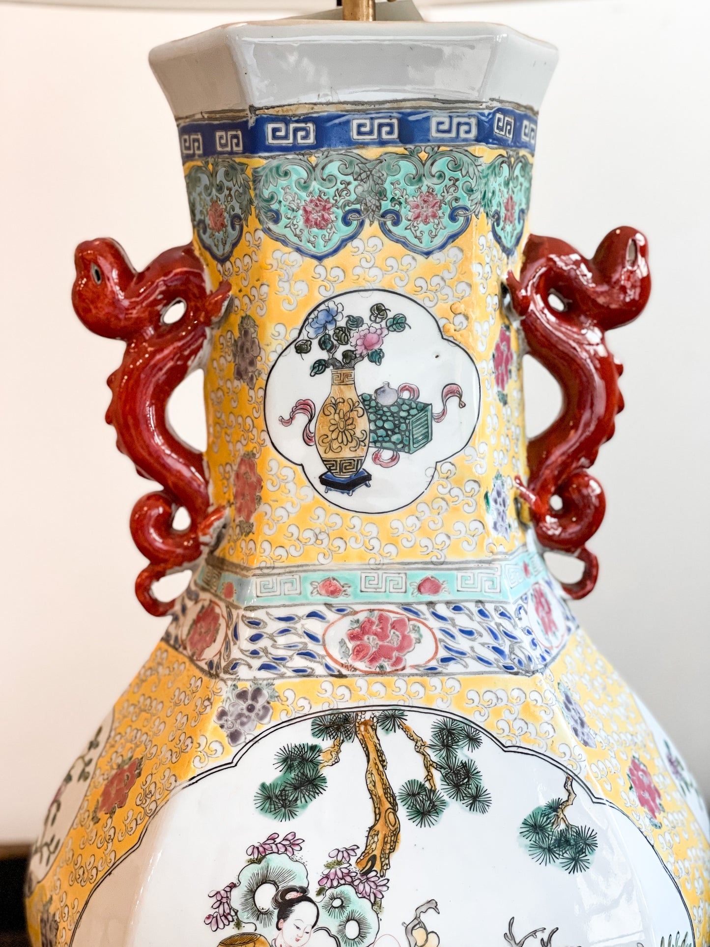 Vintage Chinese Porcelain Lamp