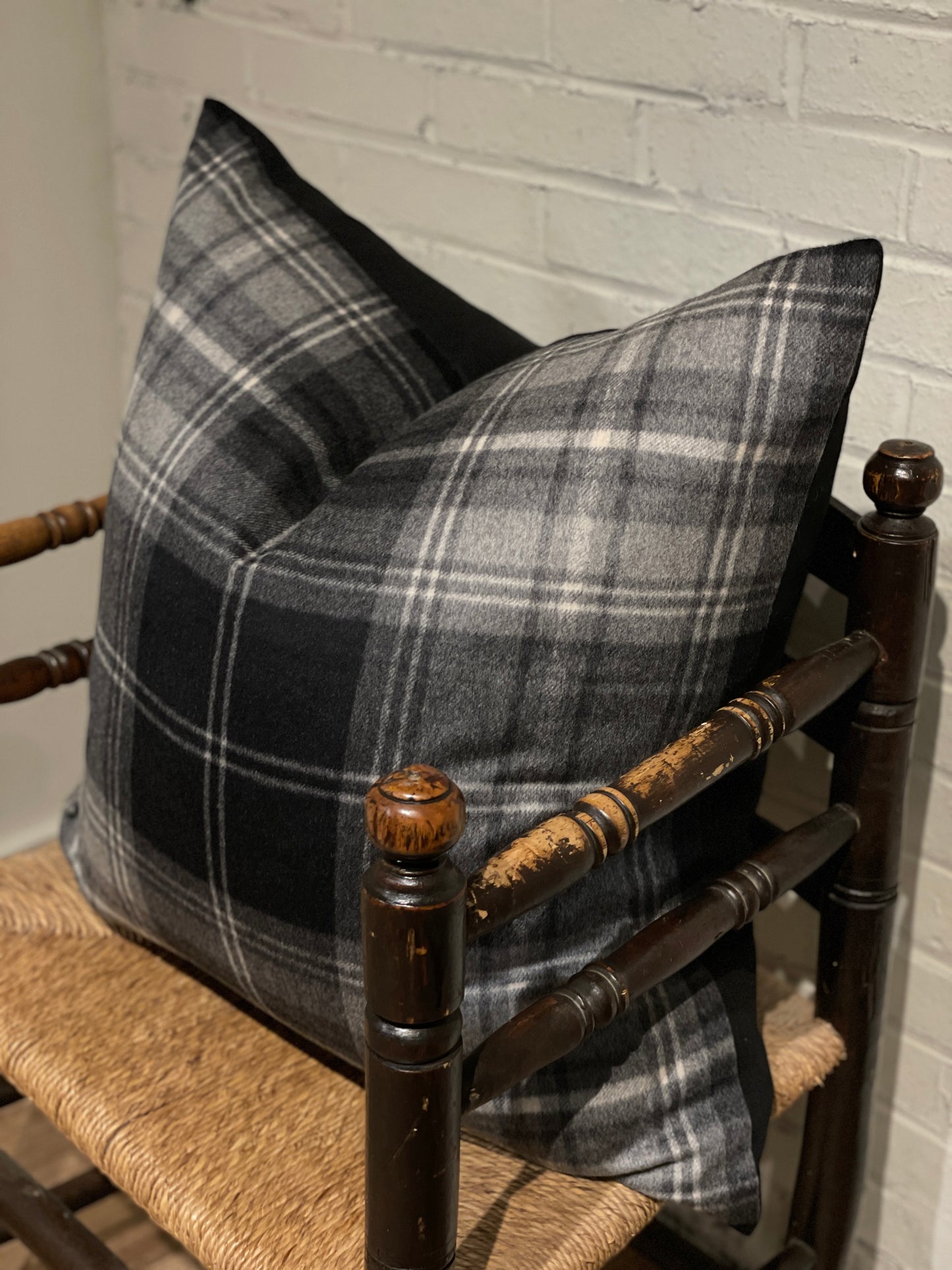 Custom 31 Westgate Pillow in Dublin Black