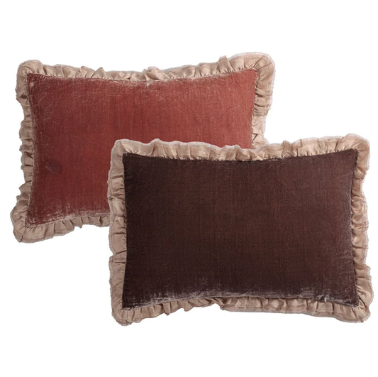 Séraphine Silk Velvet Pillow in Etosha