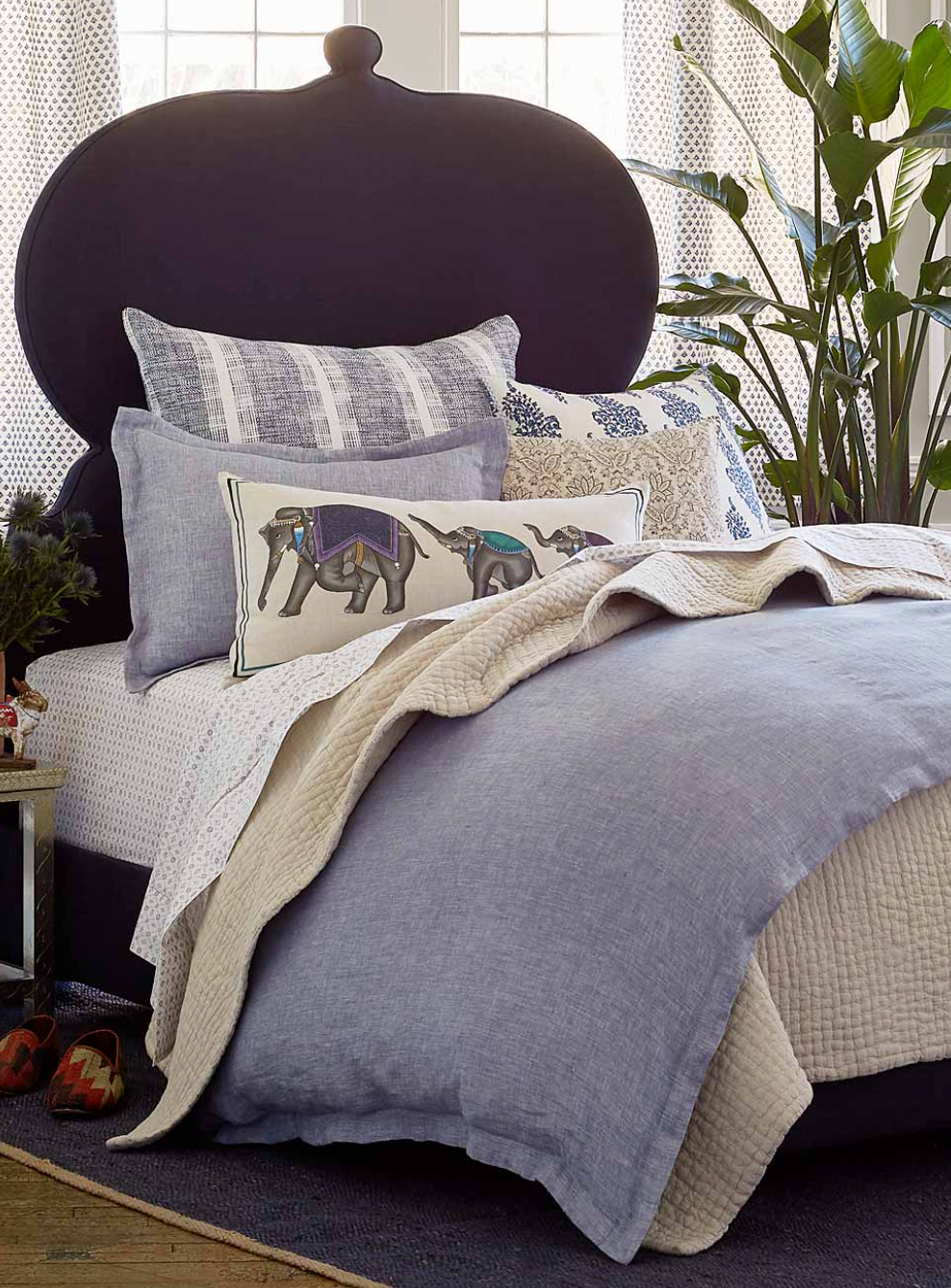 Vivada Stitched Coverlet (King)